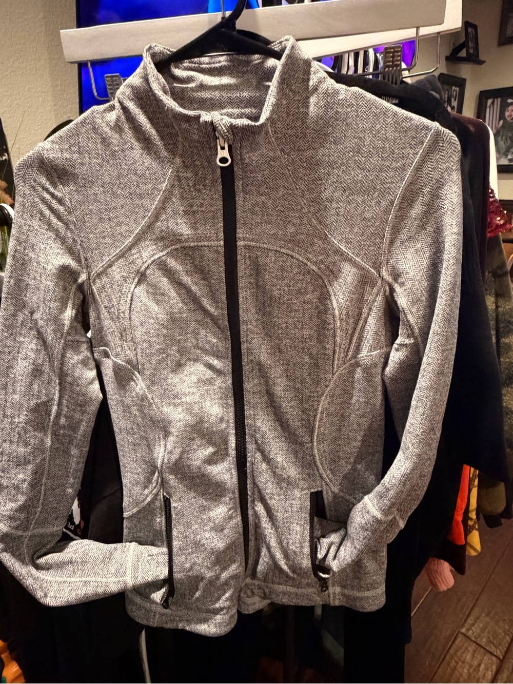 LuluLemon Women’s Heather Gray Zip-Up Active Jacket